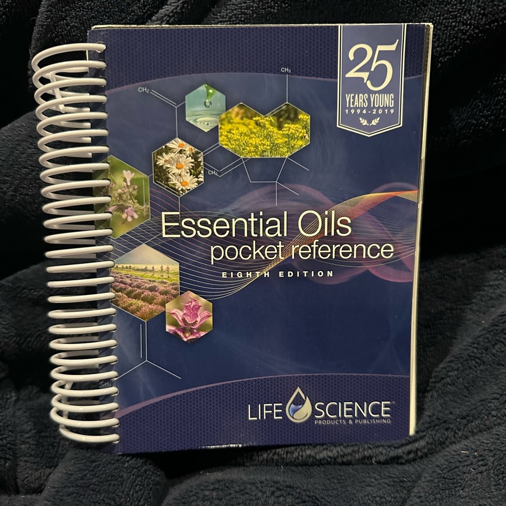 NWT Essential Oils Recipe Books Lot - Picture 12 of 13